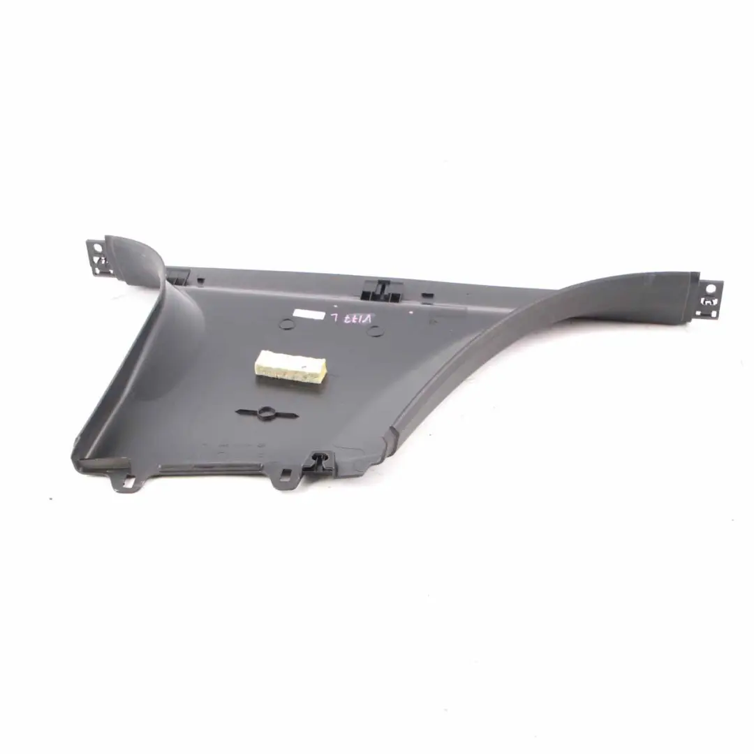 Embellecedor Pilar B Interior Panel Izquierdo Negro para Mercedes W177 con número de pieza A1776909701 Mercedes W177 Embellecedor Pilar B Interior Panel Izquierdo Negro - SKU A1776909701 - Número de pieza A1776909701