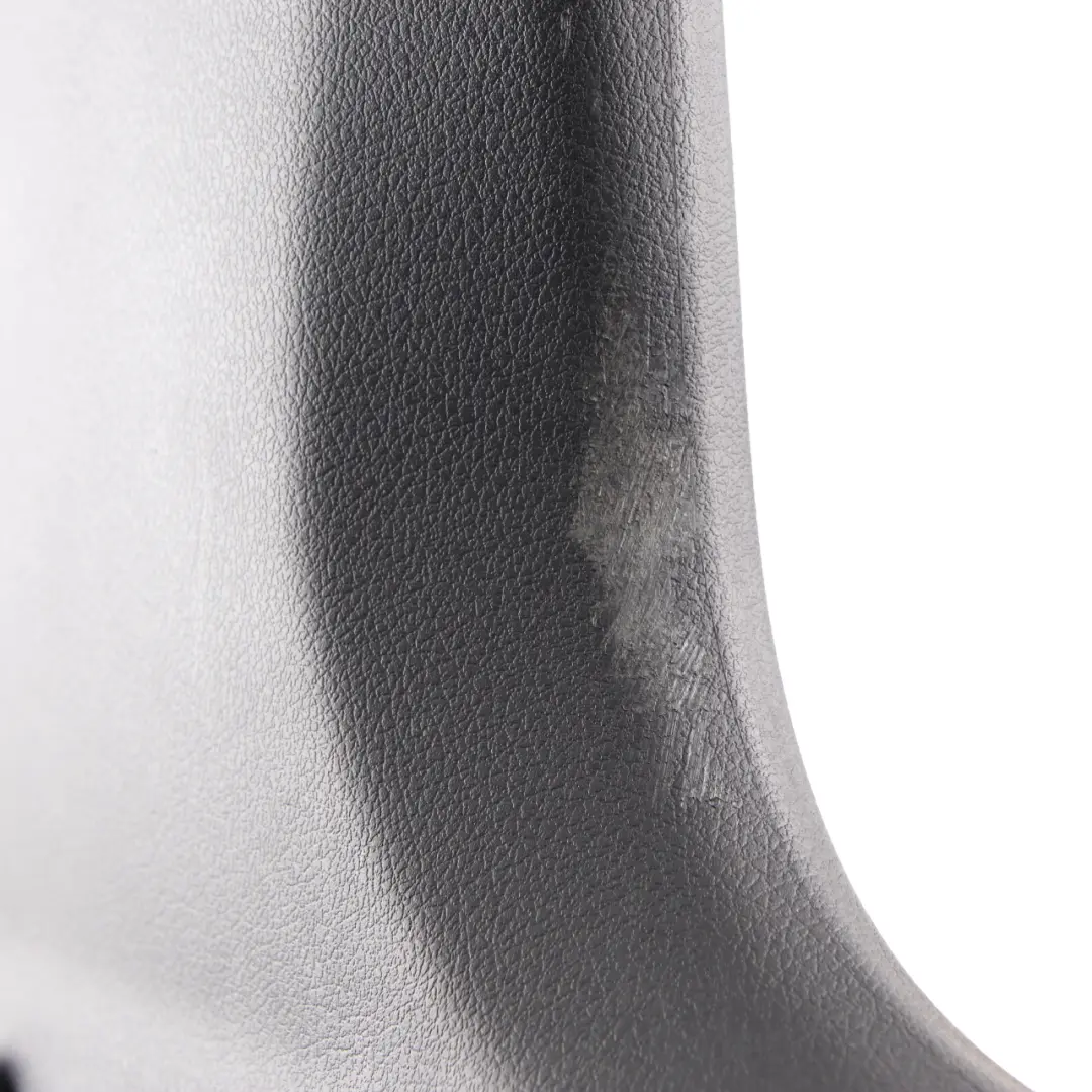 Mercedes W177 Couvercle de garniture B-Pillar Panneau intérieur droit noir - SKU A1776909801 - Numéro de pièce A1776909801