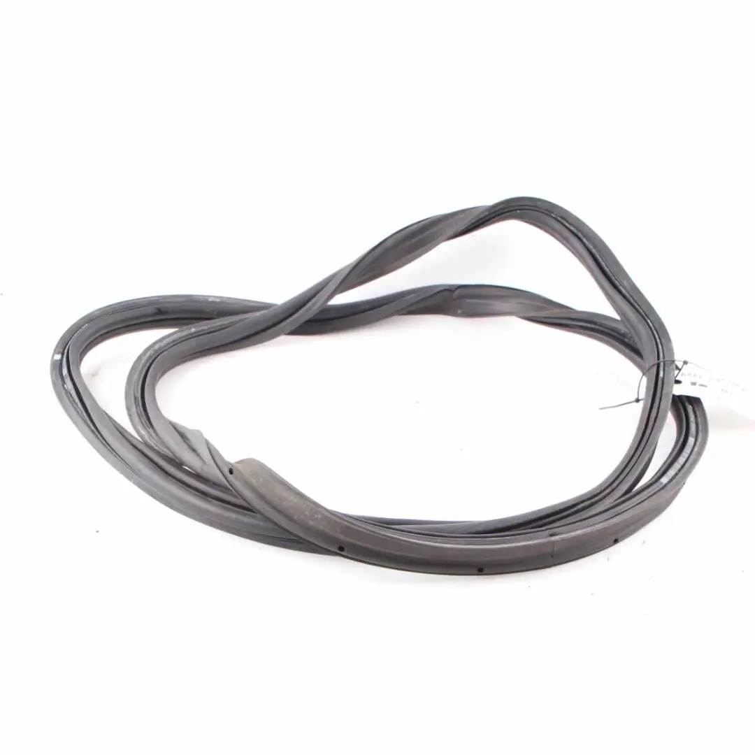 Joint hayon Boite coffre couvercle Bande d'étanchéité A1776930100 pour Mercedes V177 à propos du numéro de pièce A1776930200 Mercedes V177 Joint hayon Boite coffre couvercle Bande d'étanchéité A1776930100 - SKU A1776930200 - Numéro de pièce A1776930200