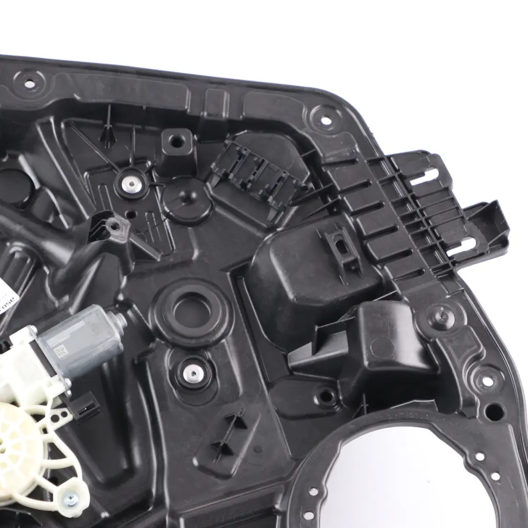 Mercedes W177 Regolatore Alzacristalli Porta Anteriore Sinistra - SKU A1777200000 - Numero di parte A1777200000