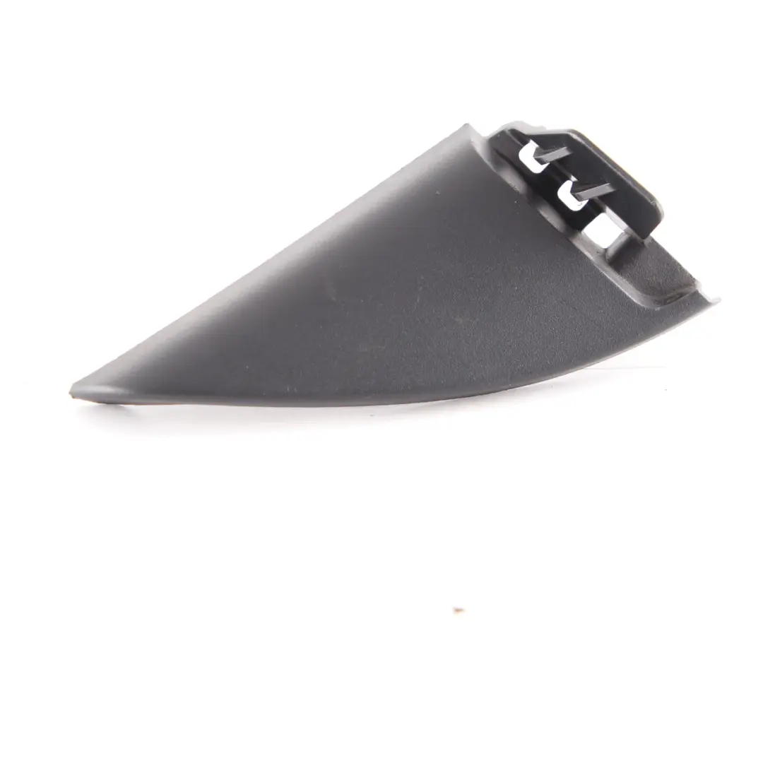 Osłona Trójkąt Lusterka Prawy Przód do Mercedes W177 o numerze A1777202000 Mercedes W177 Osłona Trójkąt Lusterka Prawy Przód - SKU A1777202000 - Numer Części A1777202000