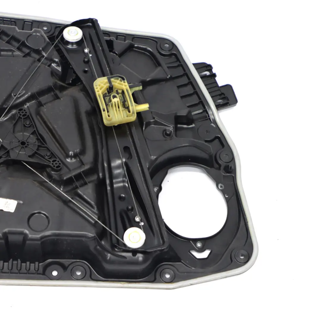 Mercedes W177 Regolatore alzacristalli Meccanismo porta destra - SKU A1777205800-1 - Numero di parte A1777205800