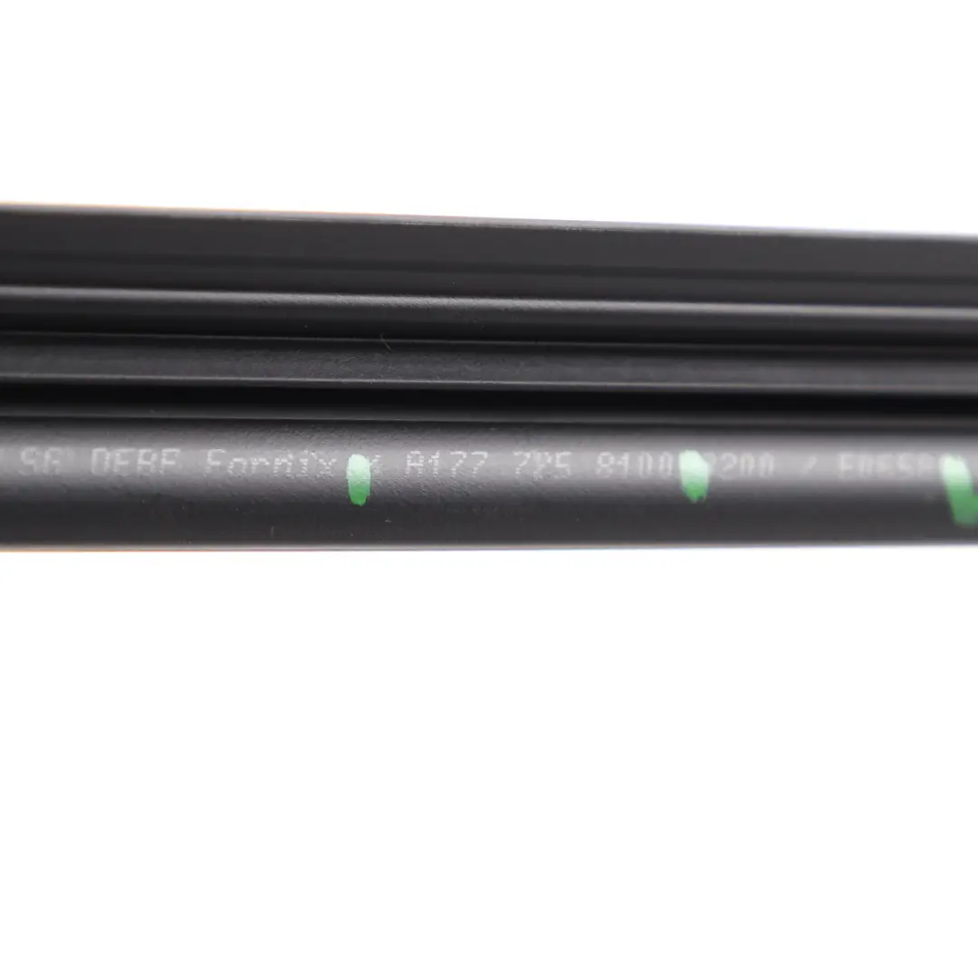 Joint Vitre Porte Avant Gauche d'étanchéité A1777258100 pour Mercedes W177 à propos du numéro de pièce A1777250101 Mercedes W177 Joint Vitre Porte Avant Gauche d'étanchéité A1777258100 - SKU A1777250101 - Numéro de pièce A1777250101