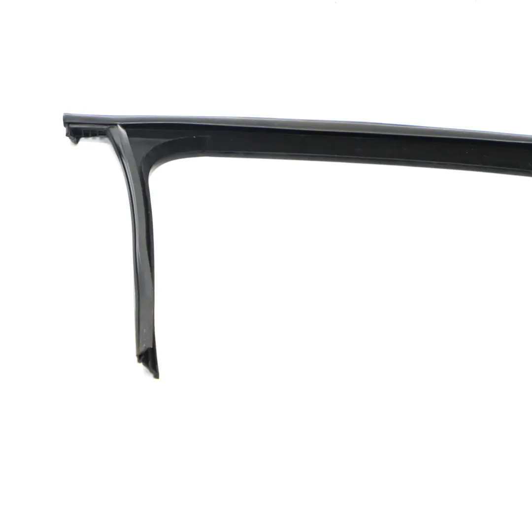 Junta Ventana Puerta Delantera Derecha Marco para Mercedes W177 con número de pieza A1777252000 Mercedes W177 Junta Ventana Puerta Delantera Derecha Marco - SKU A1777252000 - Número de pieza A1777252000