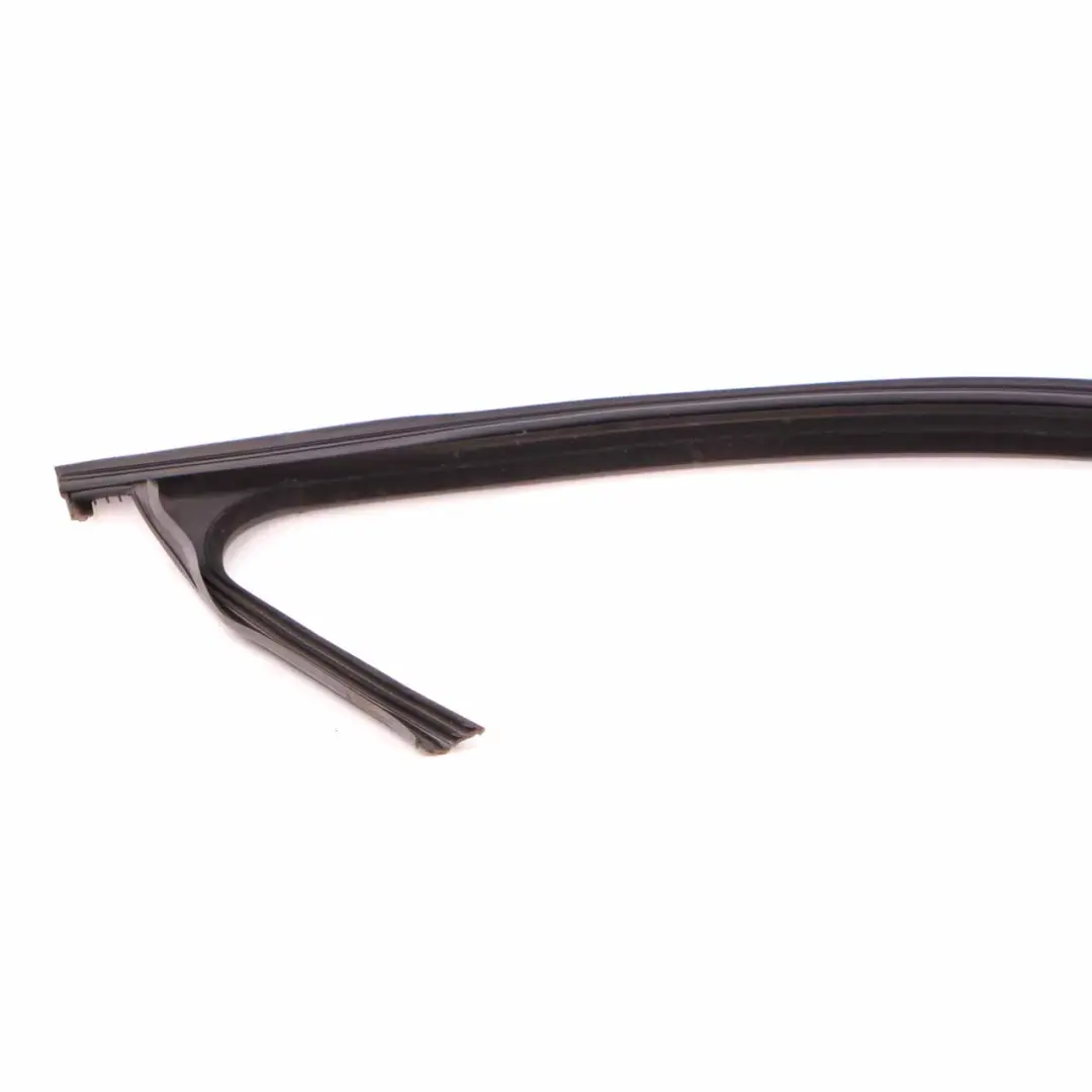 Window Seal Door Front Right Sealing Gasket Frame to Mercedes W177 with Part number A1777252200 Mercedes W177 Window Seal Door Front Right Sealing Gasket Frame - SKU A1777252200 - Part number A1777252200