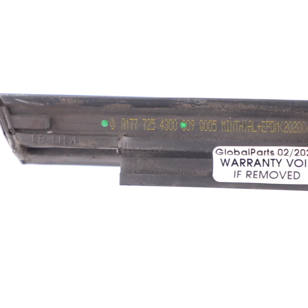 Embellecedor Ventana Puerta Delantera Banda Sello Izquierda Brillo para Mercedes W177 con número de pieza A1777254300 Mercedes W177 Embellecedor Ventana Puerta Delantera Banda Sello Izquierda Brillo - SKU A1777254300 - Número de pieza A1777254300