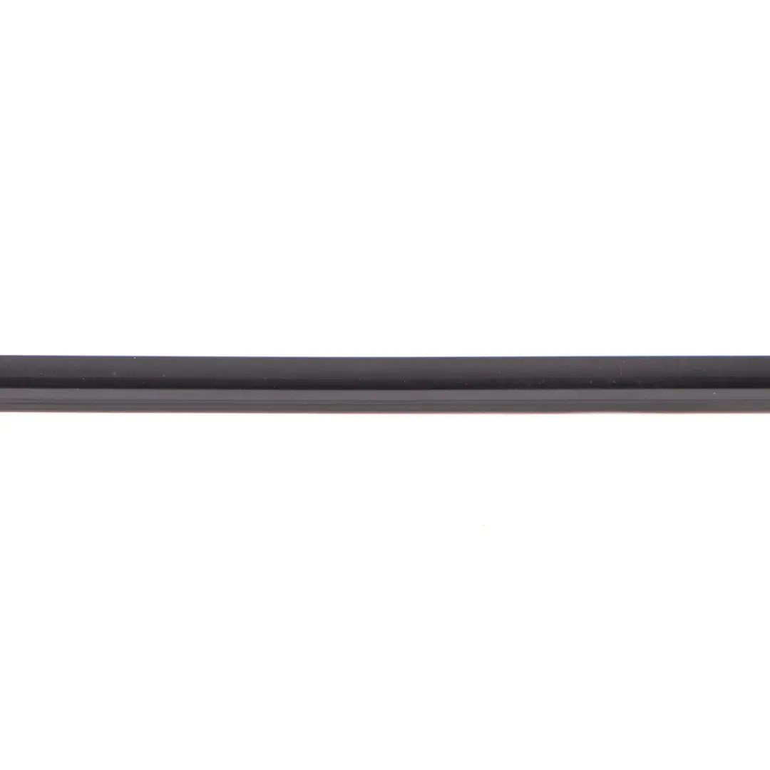 Striscia guarnizione finestrino della porta sinistra Lucentezza Mercedes W177 - SKU A1777254300 - Numero di parte A1777254300