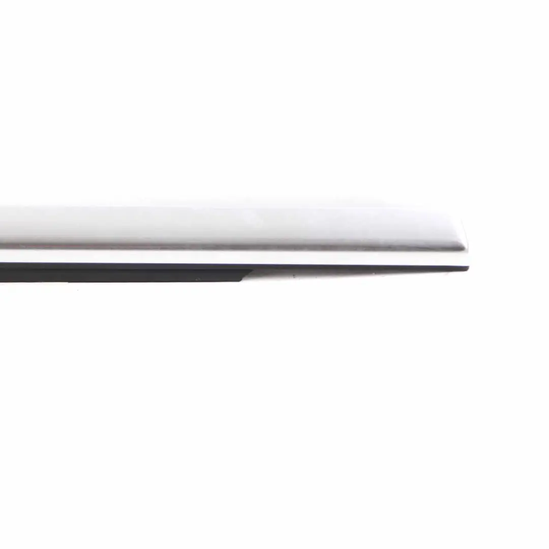 Mercedes W177 Moulure de Fenêtre de Porte Avant Droite Chromée A1777250400 - SKU A1777258600 - Numéro de pièce A1777258600