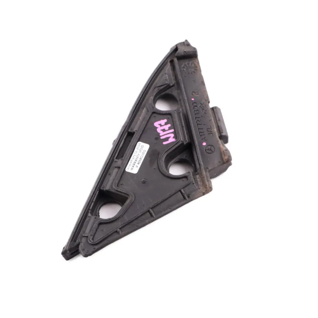 Schiuma triangolo dello retrovisore anteriore destro per Mercedes W177 con numero di parte A1777271800 Mercedes W177 Schiuma triangolo dello retrovisore anteriore destro - SKU A1777271800 - Numero di parte A1777271800