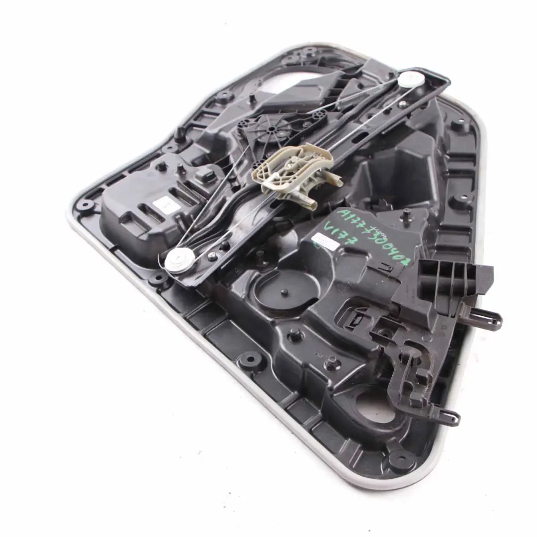 Mercedes W177 Regolatore Alzacristalli Meccanismo Porta Posteriore Destra - SKU A1777300402 - Numero di parte A1777300402
