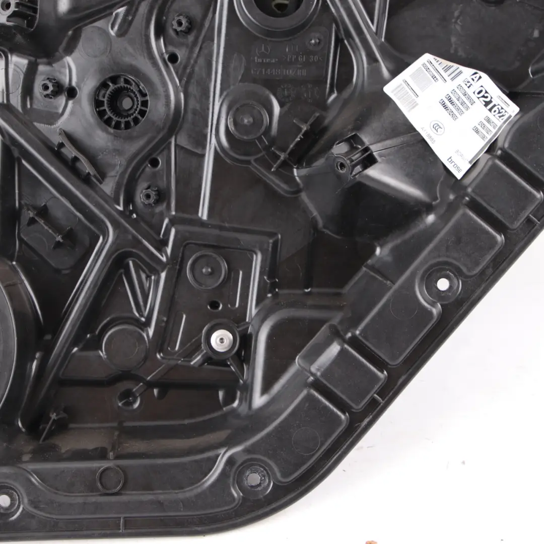 Mercedes W177 Lève-vitre Mécanisme Porte Arrière Droite - SKU A1777300402 - Numéro de pièce A1777300402