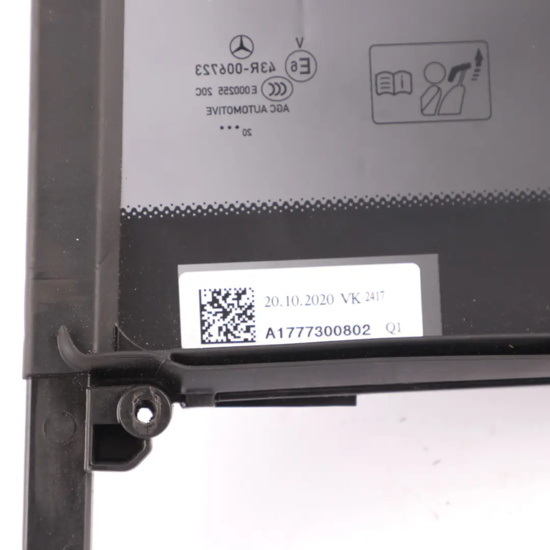 Vetro posteriore destro Lato Quartiere Nero AS3 per Mercedes V177 con numero di parte A1777300802 Mercedes V177 Vetro posteriore destro Lato Quartiere Nero AS3 - SKU A1777300802 - Numero di parte A1777300802