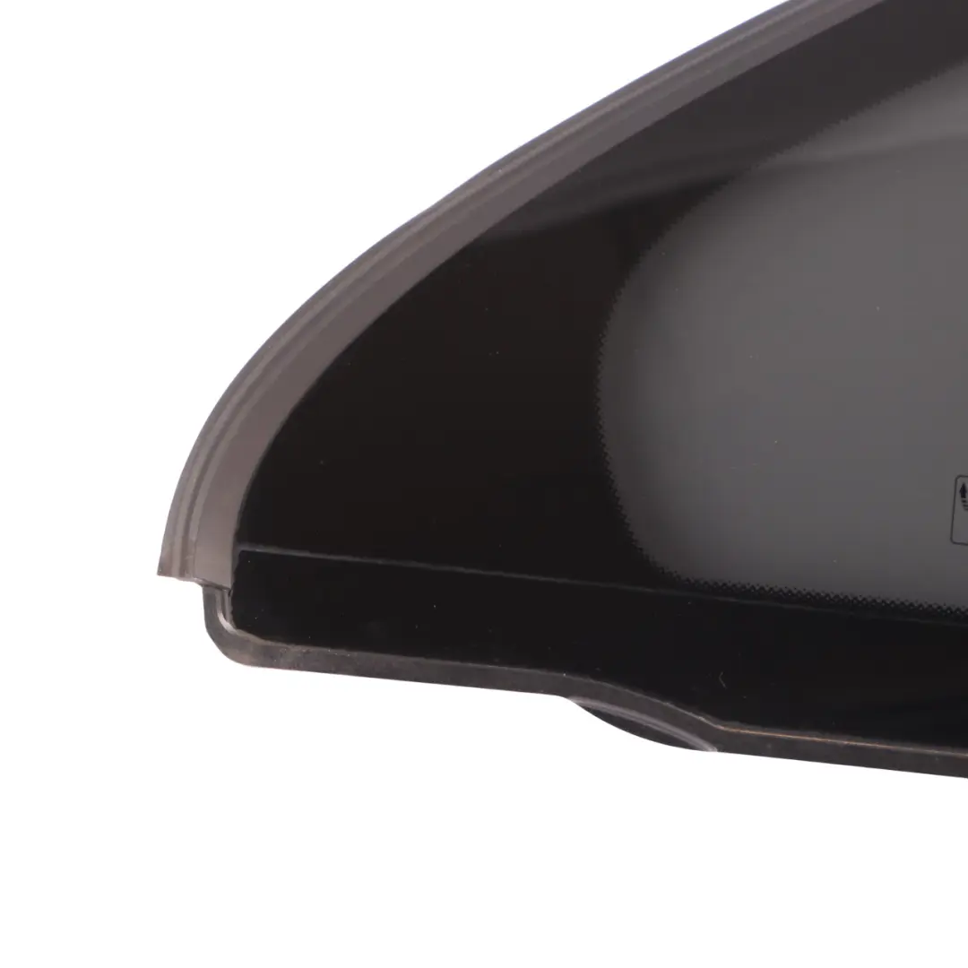 Vitrage arrière droit Quarter Side Noir AS3 pour Mercedes V177 à propos du numéro de pièce A1777300802 Mercedes V177 Vitrage arrière droit Quarter Side Noir AS3 - SKU A1777300802 - Numéro de pièce A1777300802