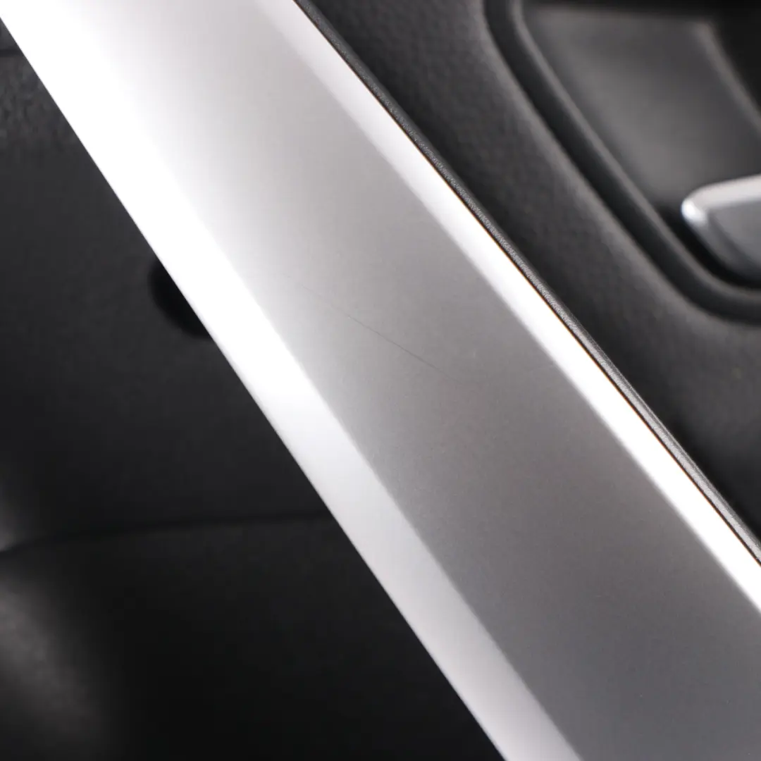  Carte de porte arrière Mercedes W177 droite Cache panneau garniture simili noir - SKU A1777301402 - Numéro de pièce A1777301402
