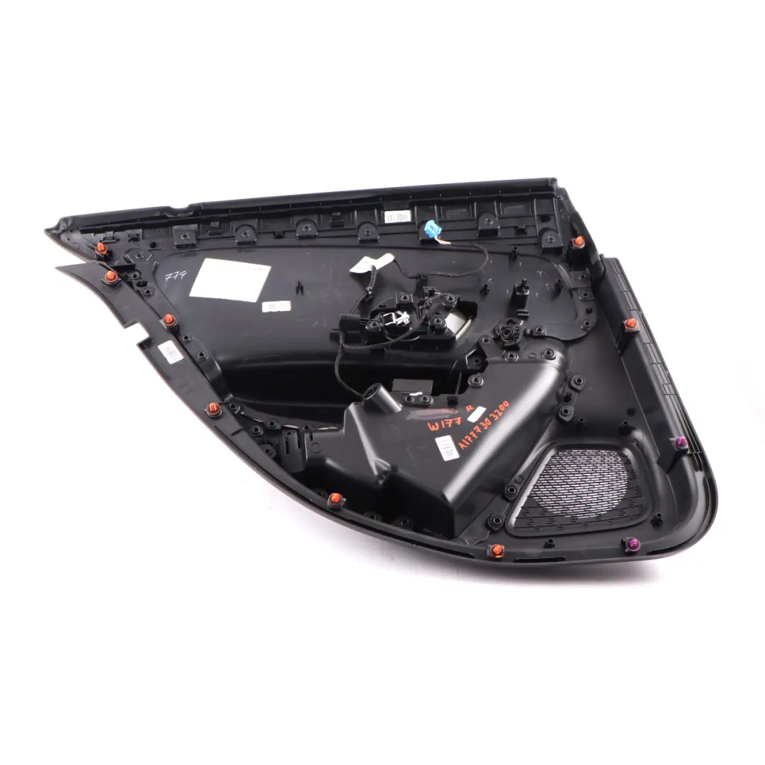 Hintere Türkarte Mercedes W177 Rechts Trim Panel Cover Leder Schwarz für mit Teilenummer A1777303200 Hintere Türkarte Mercedes W177 Rechts Trim Panel Cover Leder Schwarz - SKU A1777303200 - Teilenummer A1777303200