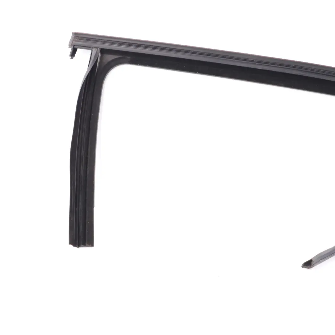 Fensterdichtung Tür hinten links Dichtung Rahmen für Mercedes W177 mit Teilenummer A1777351500 Mercedes W177 Fensterdichtung Tür hinten links Dichtung Rahmen - SKU A1777351500 - Teilenummer A1777351500