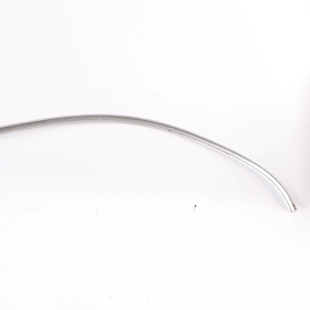 Mercedes W203 Estate Finestra Copertura Porta Posteriore Destra A2037350471 - SKU A1777352601 - Numero di parte A1777352601