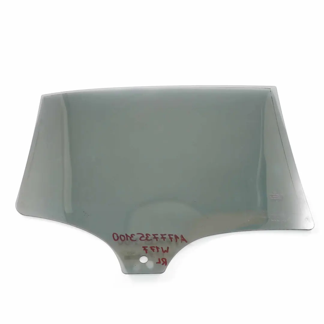 Vetro Finestra Posteriore Sinistra Porta Colorati AS3 per Mercedes W177 con numero di parte A1777353100 Mercedes W177 Vetro Finestra Posteriore Sinistra Porta Colorati AS3 - SKU A1777353100 - Numero di parte A1777353100