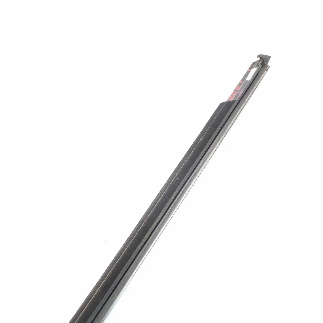 Puerta tira sellado trasera izquierda Ventana montaje panel ajuste para Mercedes W177 con número de pieza A1777354100 Mercedes W177 Puerta tira sellado trasera izquierda Ventana montaje panel ajuste - SKU A1777354100 - Número de pieza A1777354100