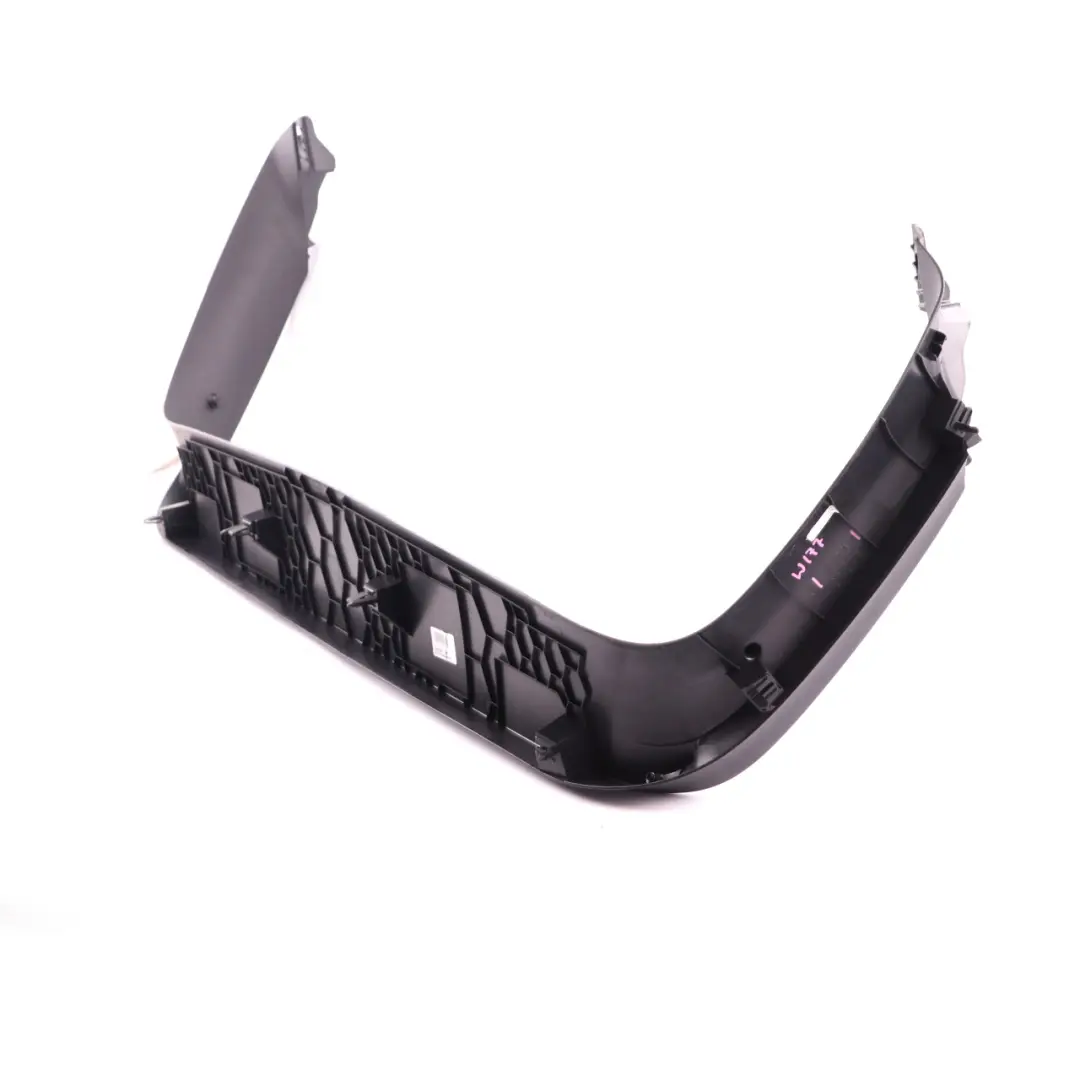 Couvercle de panneau de garniture supérieur coffre à bagages Noir pour Mercedes W177 à propos du numéro de pièce A1777400600 Mercedes W177 Couvercle de panneau de garniture supérieur coffre à bagages Noir - SKU A1777400600 - Numéro de pièce A1777400600