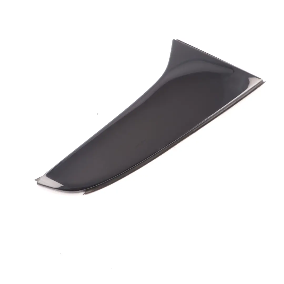 Mercedes W177 Coffre de hayon arrière droit Cache panneau garniture - SKU A1777900200 - Numéro de pièce A1777900200