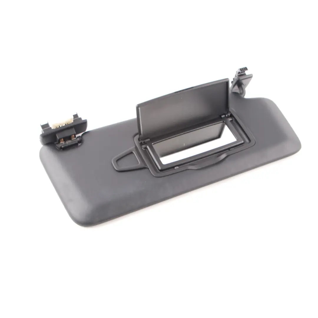 Parasol Espejo Panel Parasol Derecho Negro para Mercedes W177 W247 con número de pieza A1778106200 Mercedes W177 W247 Parasol Espejo Panel Parasol Derecho Negro - SKU A1778106200 - Número de pieza A1778106200