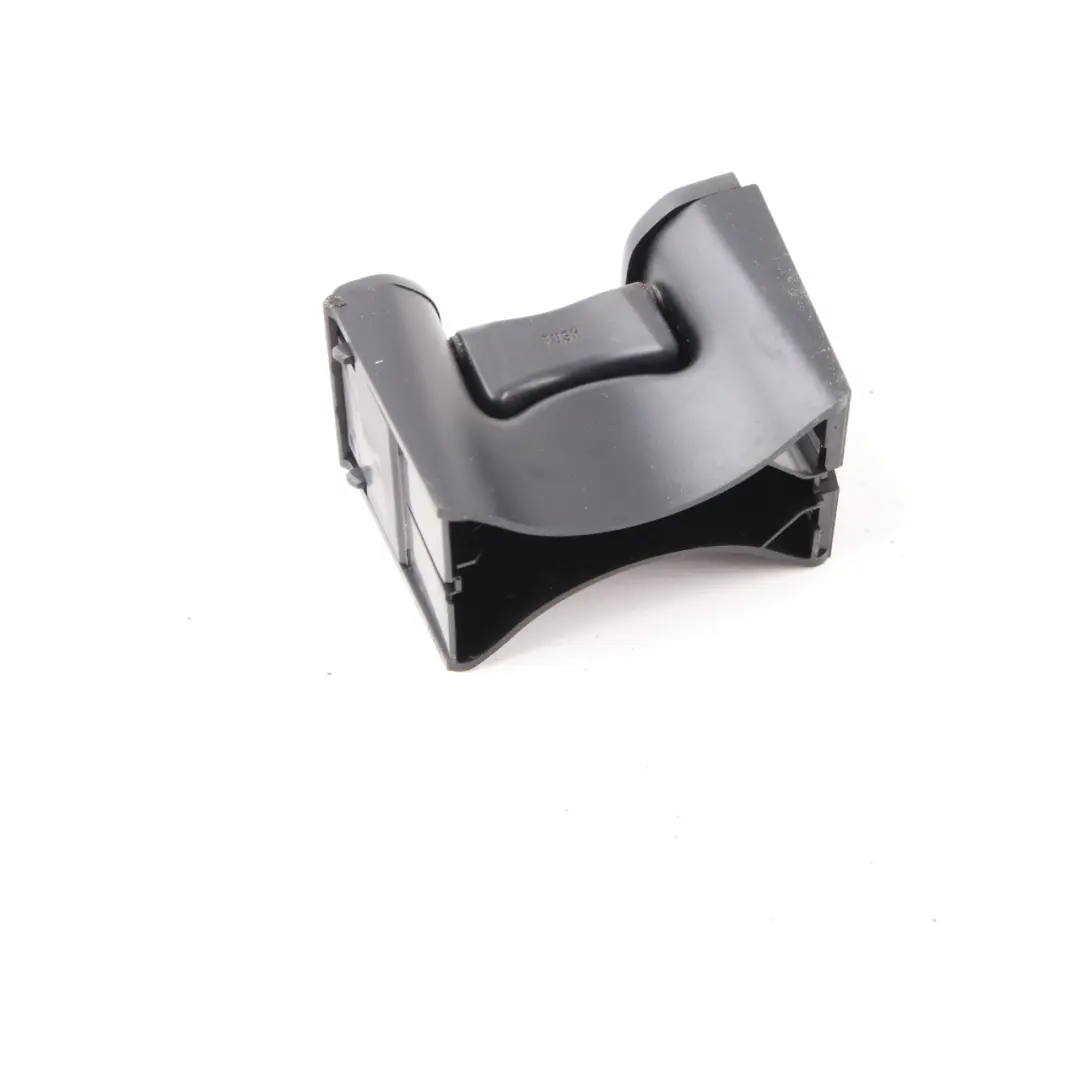 console centrale porte gobelet séparateur poussoir boisson pour Mercedes W177 à propos du numéro de pièce A1778109703 Mercedes W177 console centrale porte gobelet séparateur poussoir boisson - SKU A1778109703 - Numéro de pièce A1778109703