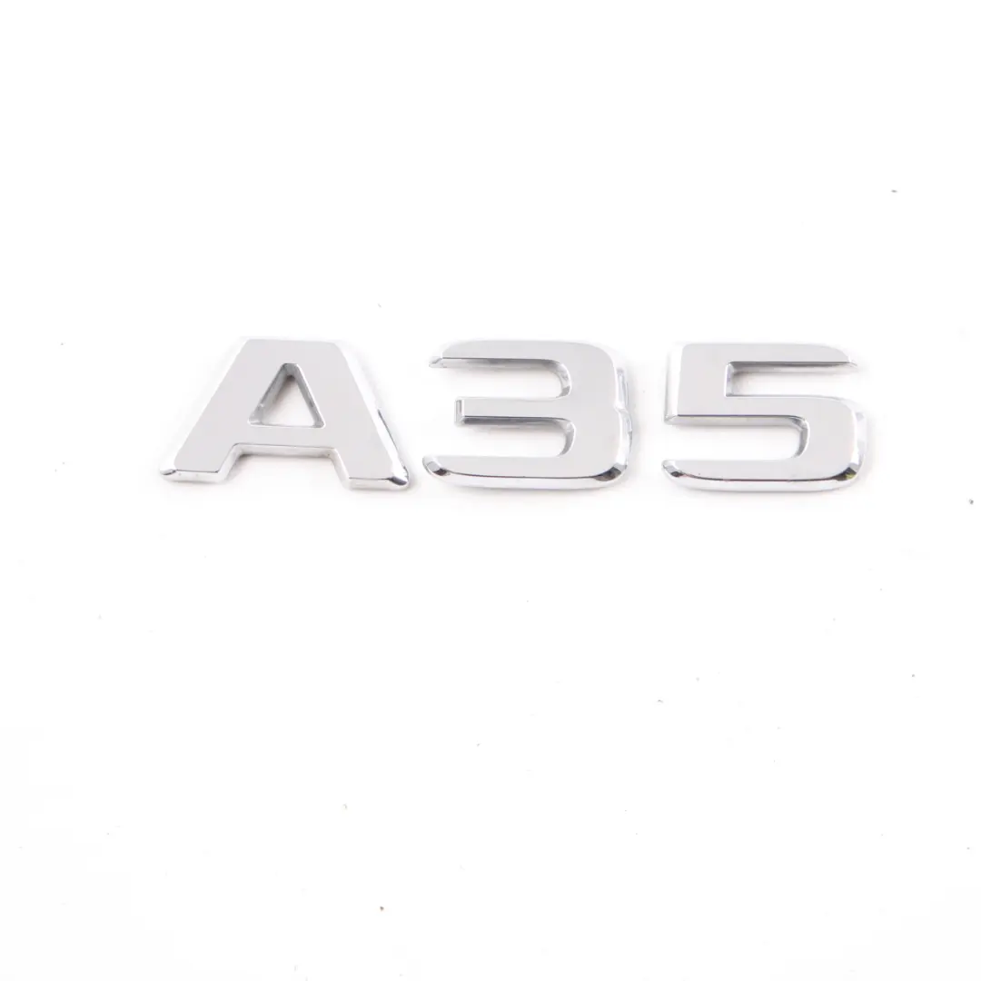 Emblema Stivale Baule Coperchio Logo Chrom A35 per Mercedes W177 A35 AMG con numero di parte A1778175300 Mercedes W177 A35 AMG Emblema Stivale Baule Coperchio Logo Chrom A35 - SKU A1778175300 - Numero di parte A1778175300