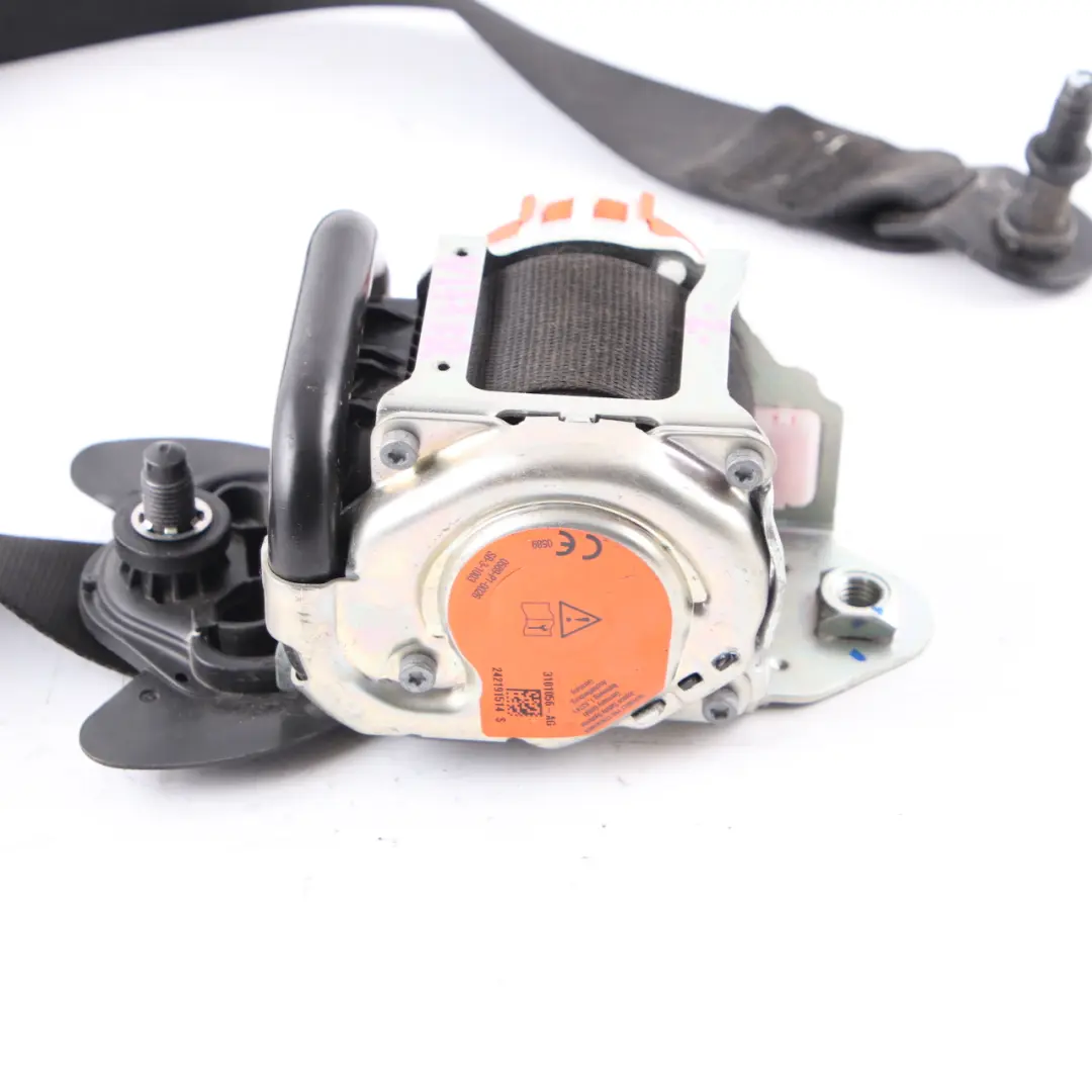 Ceinture Sécurité Avant Droite Noir pour Mercedes W177 V177 à propos du numéro de pièce A1778600800 Mercedes W177 V177 Ceinture Sécurité Avant Droite Noir - SKU A1778600800 - Numéro de pièce A1778600800