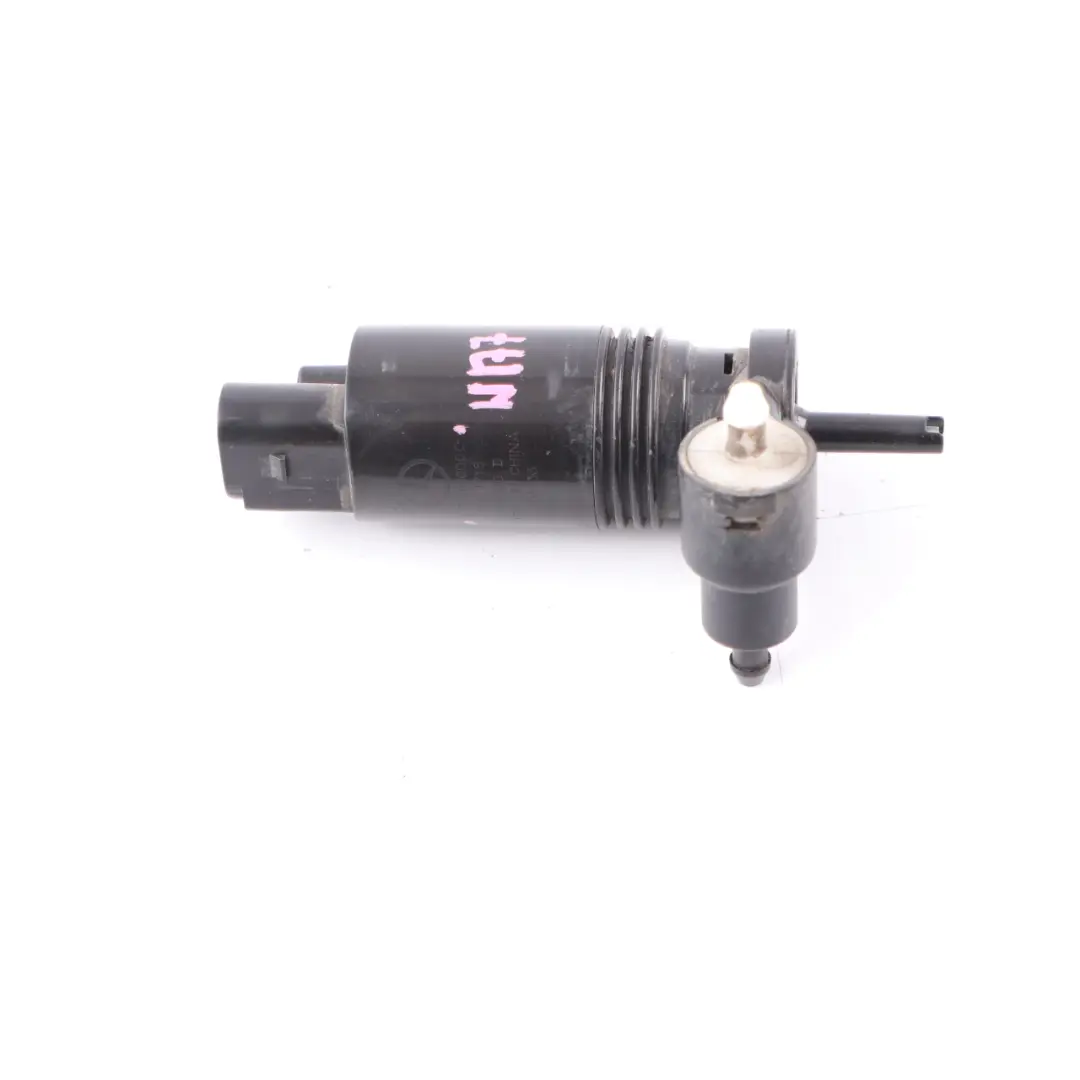 Mercedes C118 W177 W247 Pompe lave-glace Réservoir de liquide - SKU A1778660000 - Numéro de pièce A1778660000