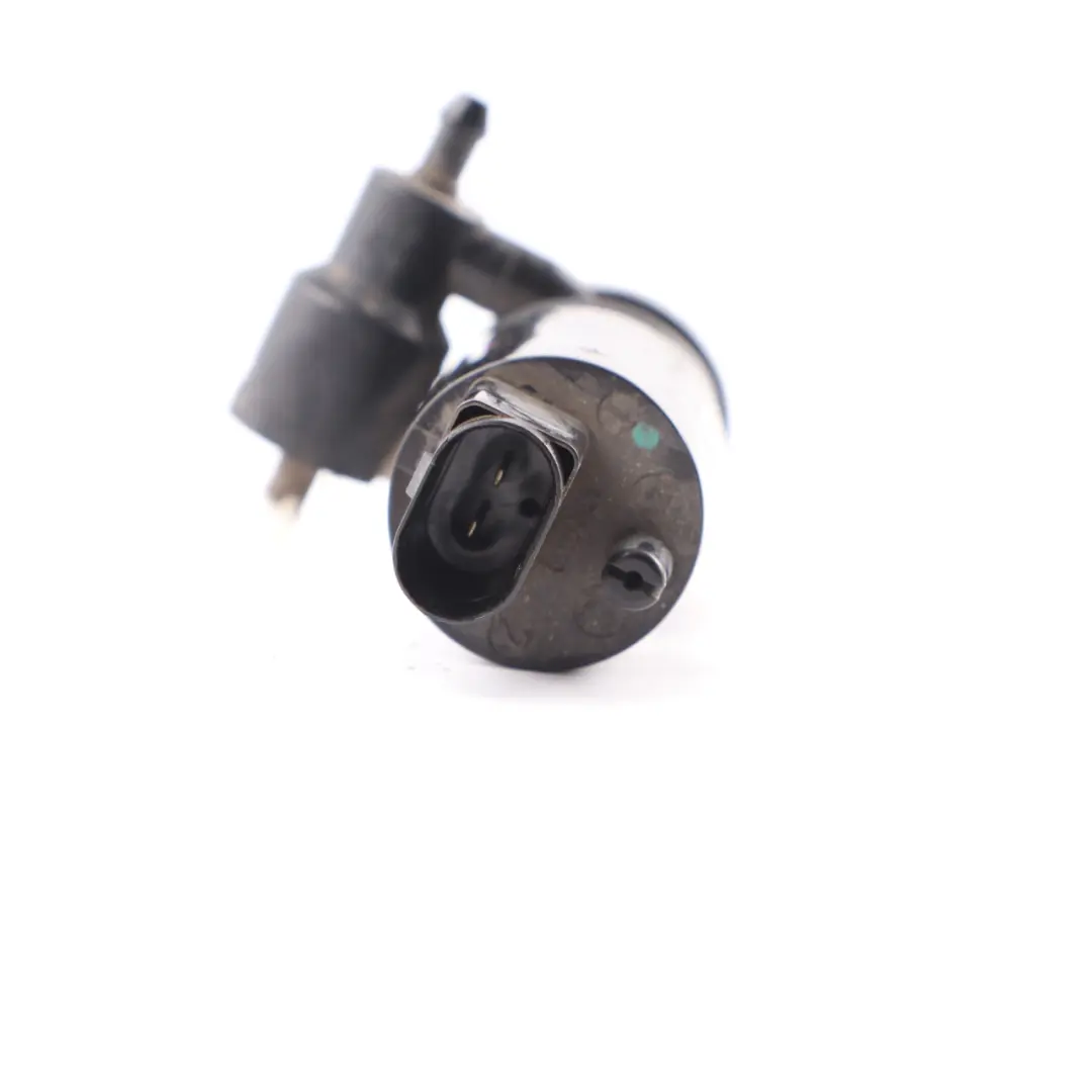 Mercedes C118 W177 W247 Pompe lave-glace Réservoir de liquide - SKU A1778660000 - Numéro de pièce A1778660000