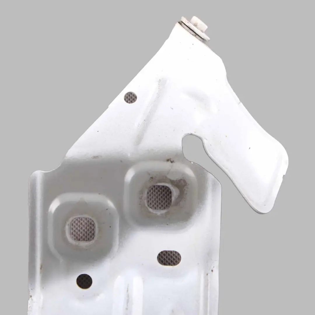 Side Panel Fender Bracket Holder Front Right O/S Mount to Mercedes W177 with Part number A1778810200 Mercedes W177 Side Panel Fender Bracket Holder Front Right O/S Mount - SKU A1778810200 - Part number A1778810200