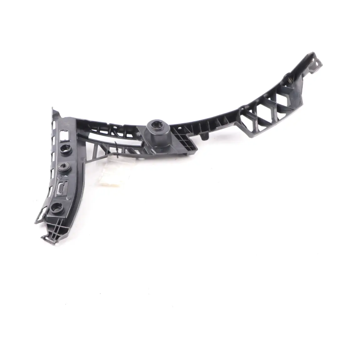 Guida laterale paraurti posteriore sinistra Staffa per Mercedes W177 con numero di parte A1778850700 Mercedes W177 Guida laterale paraurti posteriore sinistra Staffa - SKU A1778850700 - Numero di parte A1778850700