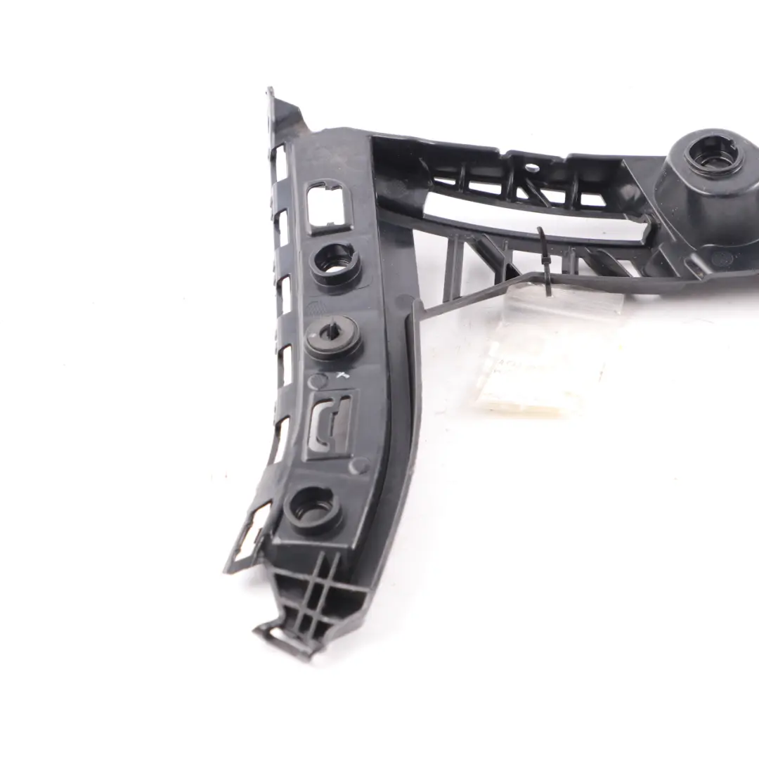 Mercedes W177 pare chocs arrière guide latéral gauche support - SKU A1778850700 - Numéro de pièce A1778850700