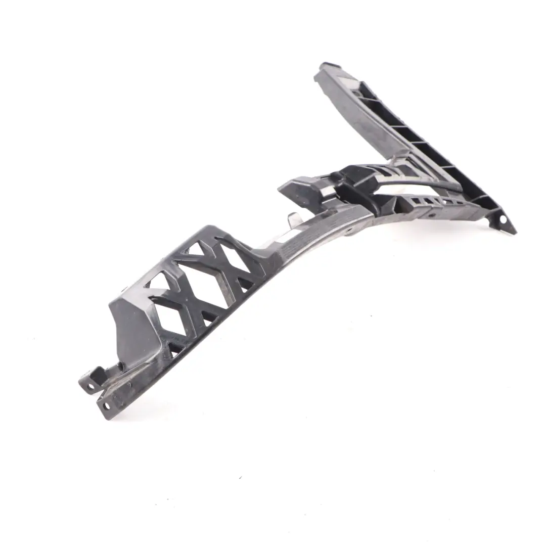 Mercedes W177 Pare Chocs Arrière Support Fixation Guide Latéral Droit - SKU A1778850800 - Numéro de pièce A1778850800