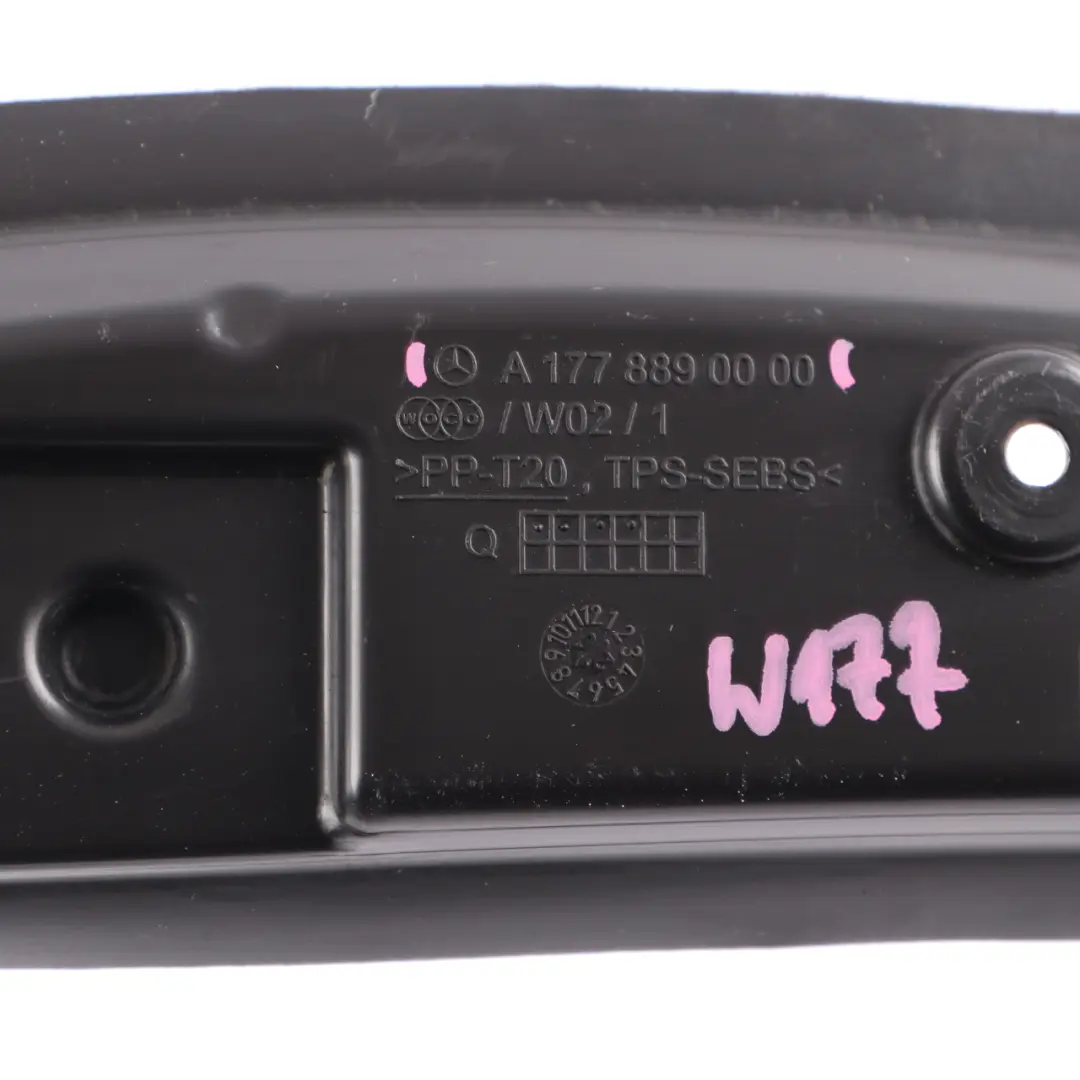 Support d'aile avant gauche Support de panneau d'aile A2468890925 pour Mercedes W246 à propos du numéro de pièce A1778890000 Mercedes W246 Support d'aile avant gauche Support de panneau d'aile A2468890925 - SKU A1778890000 - Numéro de pièce A1778890000