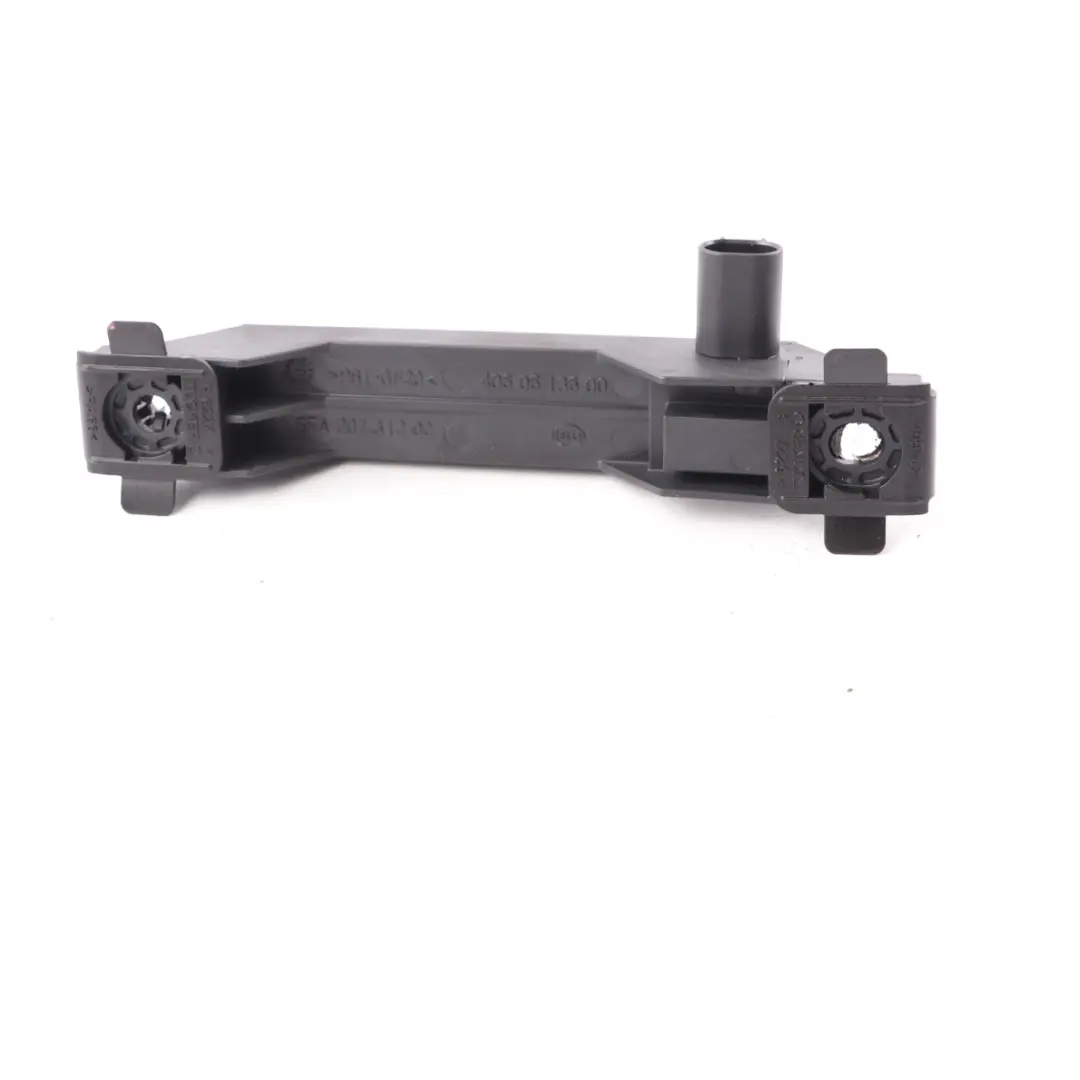 Antenne Unité commande aérienne l'entrée sans clé pour Mercedes W177 W247 à propos du numéro de pièce A1779050500 Mercedes W177 W247 Antenne Unité commande aérienne l'entrée sans clé - SKU A1779050500 - Numéro de pièce A1779050500