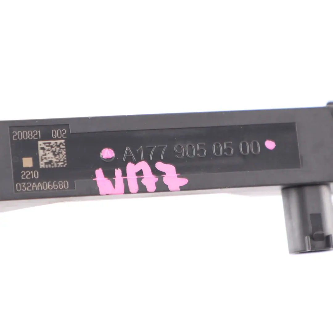 Keyless Go Antenne Entry Antennensteuergerät für Mercedes W177 W247 mit Teilenummer A1779050500 Mercedes W177 W247 Keyless Go Antenne Entry Antennensteuergerät - SKU A1779050500 - Teilenummer A1779050500