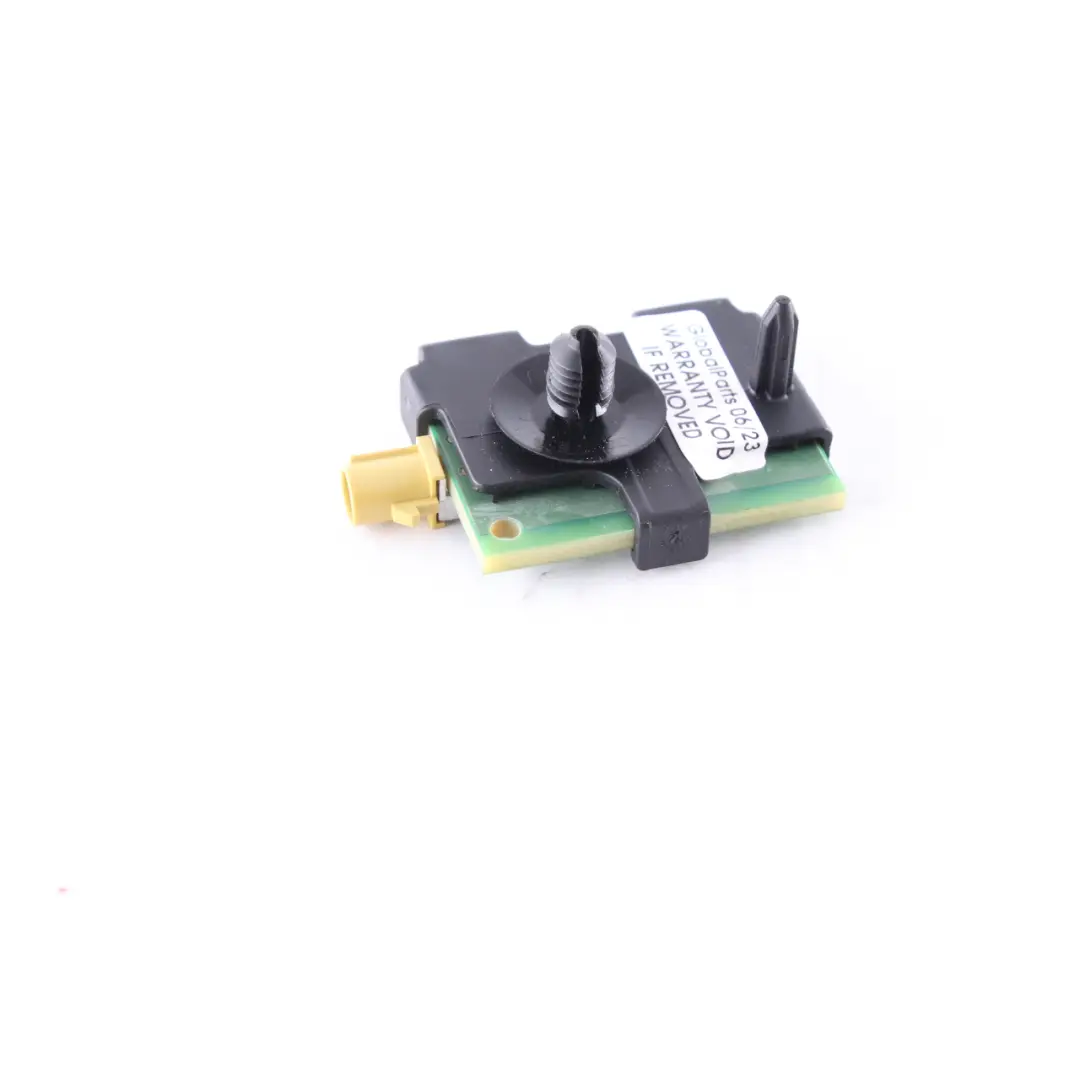 Antenna Ricevitore Modulo Antenna per Mercedes W177 W213 W247 W447 con numero di parte A1779052902 Mercedes W177 W213 W247 W447 Antenna Ricevitore Modulo Antenna - SKU A1779052902 - Numero di parte A1779052902