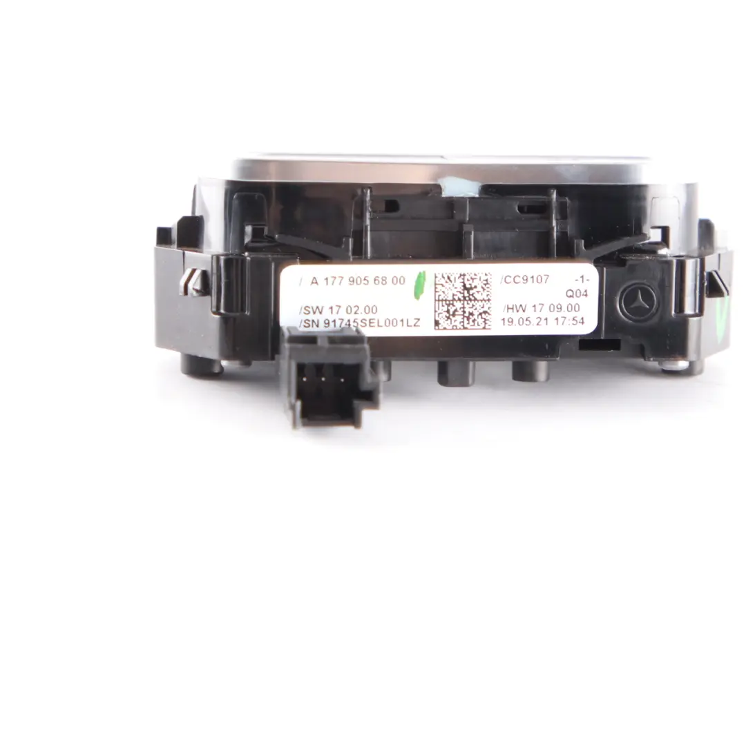 Interruttore sedile riscaldato anteriore destro per Mercedes W177 con numero di parte A1779056800 Mercedes W177 Interruttore sedile riscaldato anteriore destro - SKU A1779056800 - Numero di parte A1779056800