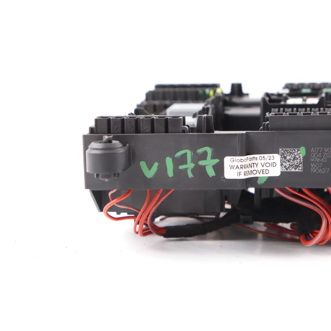 Caja Fusibles Unidad Relé Unión Distribución Energía para Mercedes W177 con número de pieza A1779061002 Mercedes W177 Caja Fusibles Unidad Relé Unión Distribución Energía - SKU A1779061002 - Número de pieza A1779061002