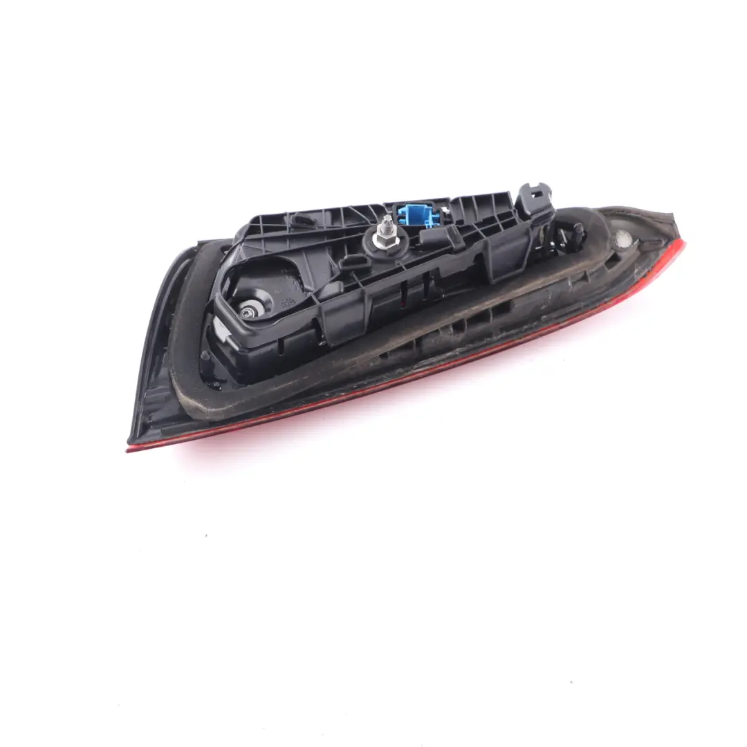 Mercedes W177 Luz Trasera Maletero Portón Trasero Interior Izquierdo - SKU A1779061900 - Número de pieza A1779061900