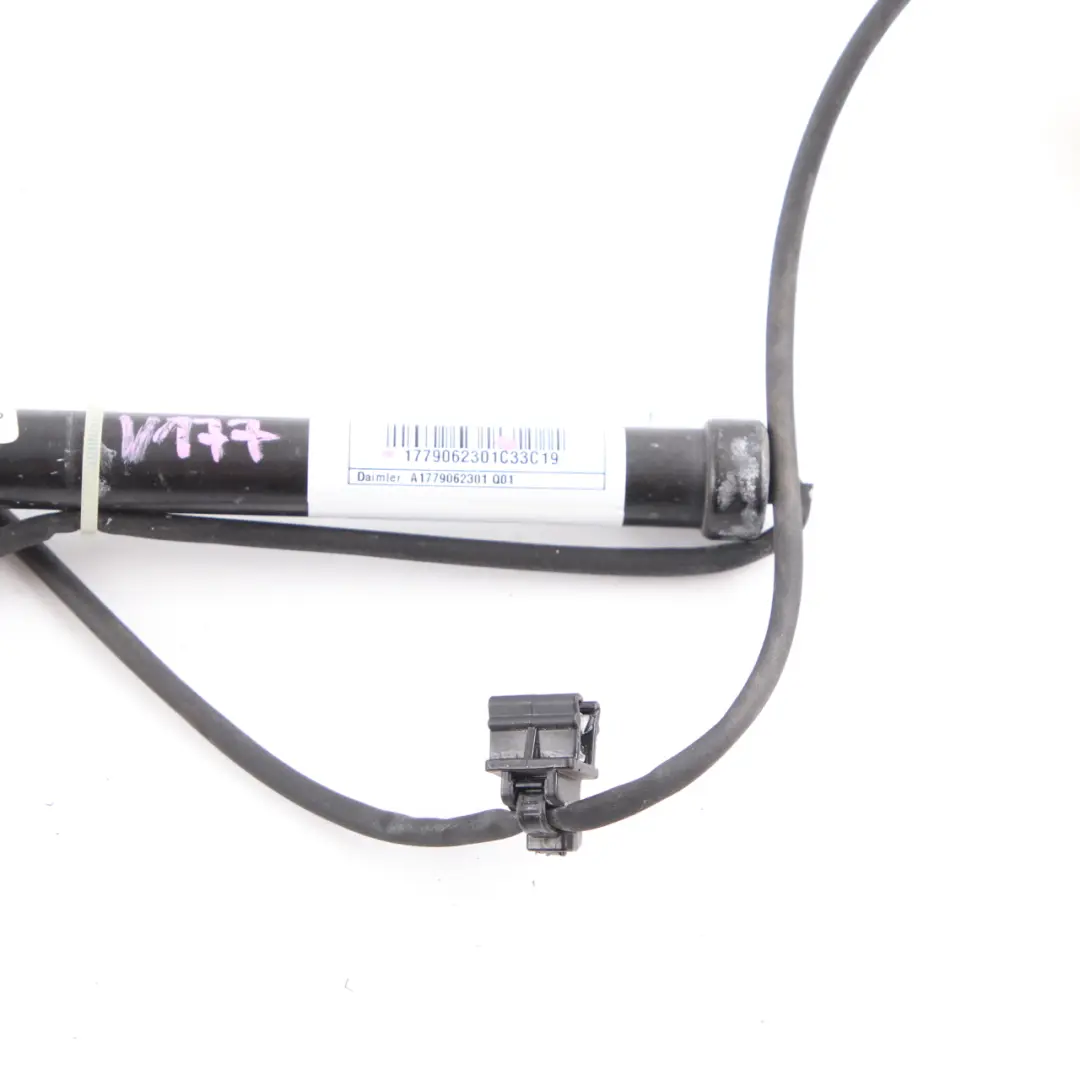 Attuatore del cofano protezione pedoni sinistra destra per Mercedes W177 con numero di parte A1779062301 Mercedes W177 Attuatore del cofano protezione pedoni sinistra destra - SKU A1779062301-2 - Numero di parte A1779062301