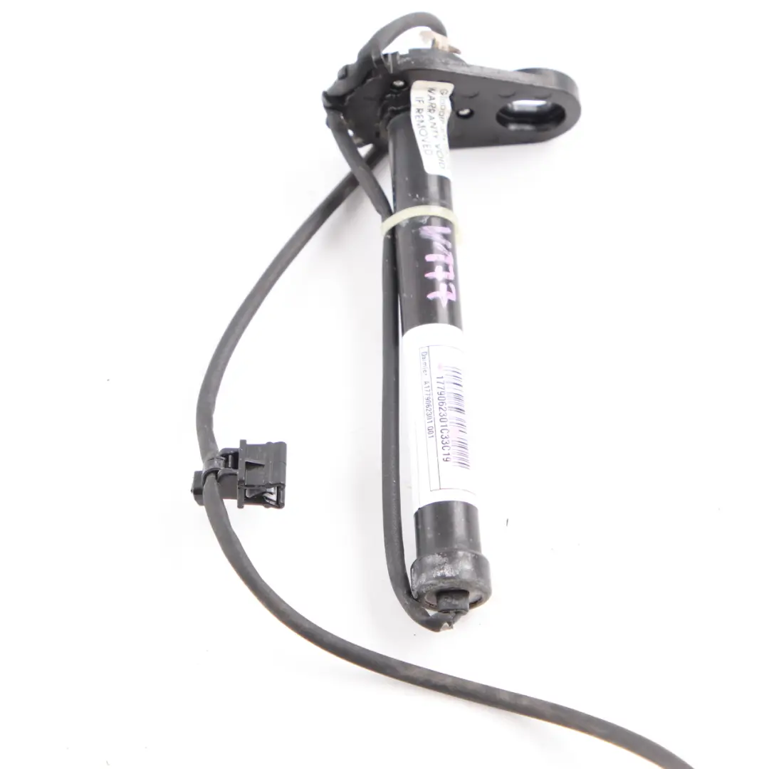 Actuador Capó Protección Peatones Izquierda Derecha para Mercedes W177 con número de pieza A1779062301 Mercedes W177 Actuador Capó Protección Peatones Izquierda Derecha - SKU A1779062301 - Número de pieza A1779062301