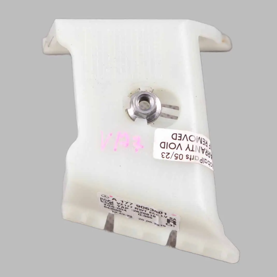 Luz Trasera Tronco Derecho Soporte del Soporte para Mercedes V177 con número de pieza A1779063801 Mercedes V177 Luz Trasera Tronco Derecho Soporte del Soporte - SKU A1779063801-1 - Número de pieza A1779063801