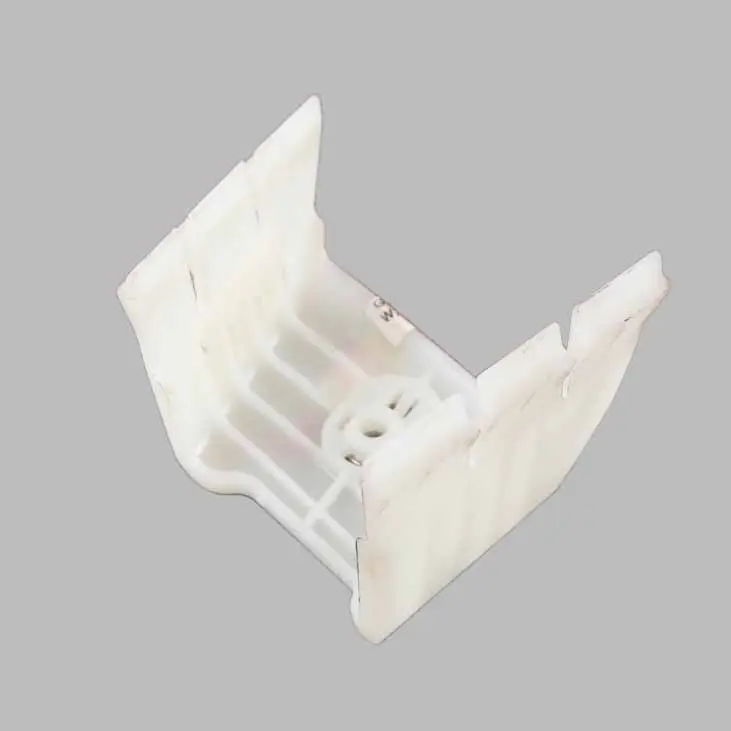 Lampada Posteriore Baule Destro Staffa Supporto Trim per Mercedes V177 con numero di parte A1779063801 Mercedes V177 Lampada Posteriore Baule Destro Staffa Supporto Trim - SKU A1779063801-1 - Numero di parte A1779063801