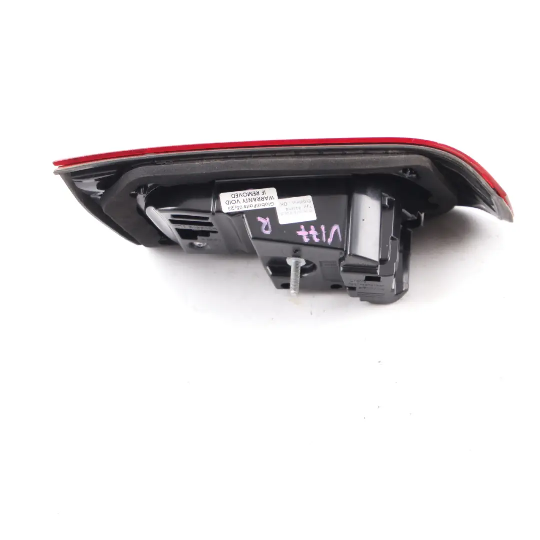 Luz Trasera En Tapa Maletero Portón Trasero Derecha para Mercedes V177 con número de pieza A1779063801 Mercedes V177 Luz Trasera En Tapa Maletero Portón Trasero Derecha - SKU A1779063801 - Número de pieza A1779063801