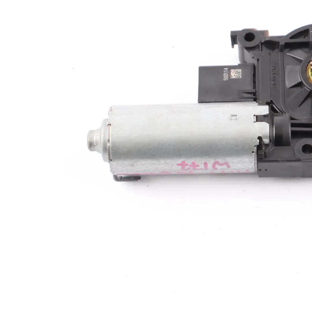 Techo corredizo panorámico Motor Actuador Unidad para Mercedes W177 con número de pieza A1779064802 Mercedes W177 Techo corredizo panorámico Motor Actuador Unidad - SKU A1779064802 - Número de pieza A1779064802