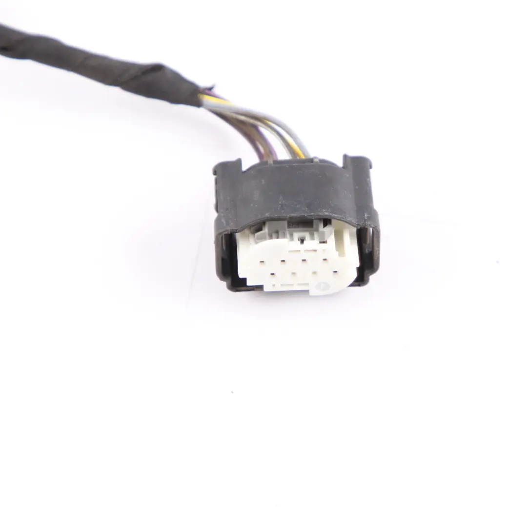 Mercedes V177 Light Lamp Side Rear Right O/S Plug Socket Wiring A0005404204 - SKU A1779067200-1 - Part number A1779067200