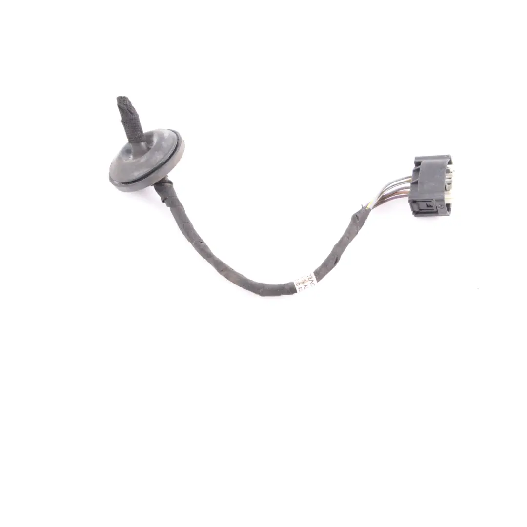 Light Lamp Side Rear Right O/S Plug Socket Wiring A0005404204 to Mercedes V177 with Part number A1779067200 Mercedes V177 Light Lamp Side Rear Right O/S Plug Socket Wiring A0005404204 - SKU A1779067200-1 - Part number A1779067200